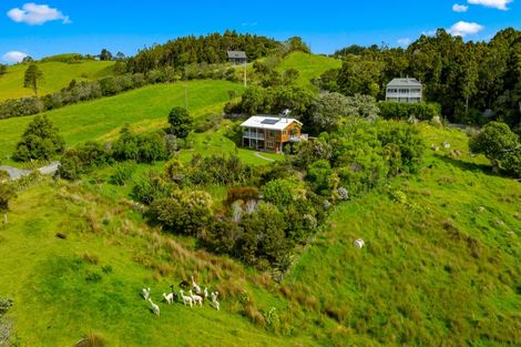 Photo of property in 87 M Greenwood Road, Leigh, 0972