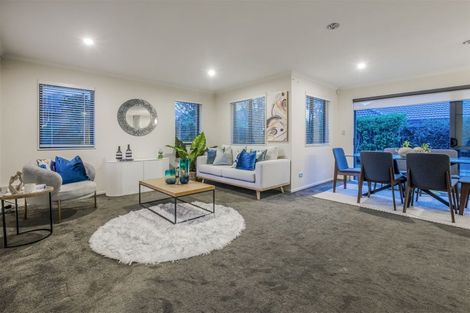 Photo of property in 106b Simpson Road, Henderson Valley, Auckland, 0614