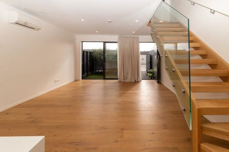 Photo of property in 52c Selwyn Avenue, Mission Bay, Auckland, 1071