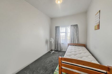 Photo of property in 124 Randwick Road, Moera, Lower Hutt, 5010