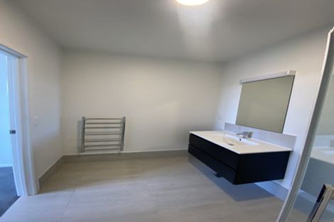 Photo of property in 23/11 Carlos Drive, Flat Bush, Auckland, 2016