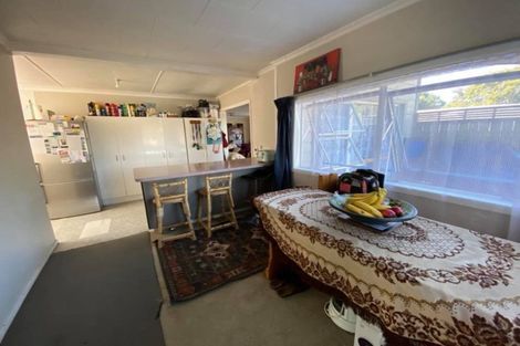 Photo of property in 49 Collingwood Street, Eltham, 4322