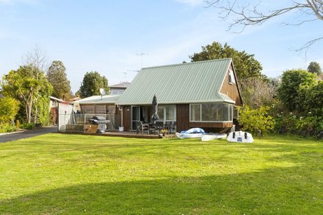 Photo of property in 11 Lindoch Avenue, Te Puna, Tauranga, 3174