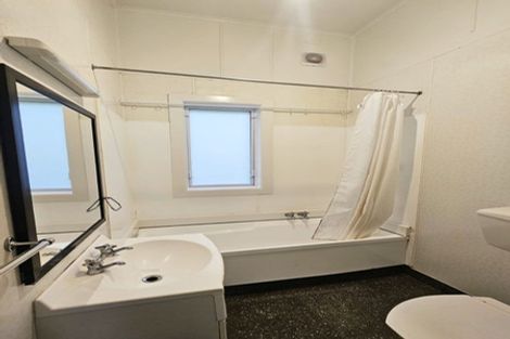 Photo of property in 159 Glenmore Street, Kelburn, Wellington, 6012