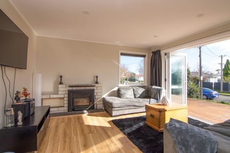 Photo of property in 45 Tararua Terrace, Cloverlea, Palmerston North, 4412