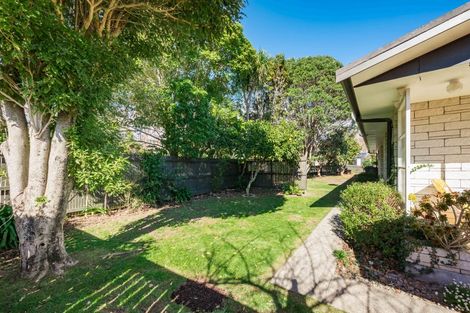 Photo of property in 15 Kohekohe Road, Waikanae, 5036