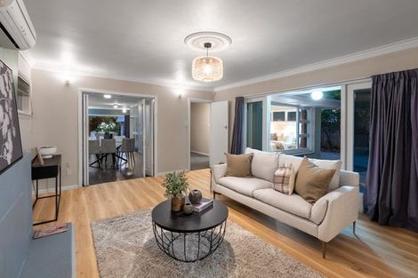 Photo of property in 223 Memorial Avenue, Burnside, Christchurch, 8053