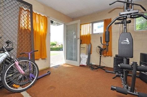 Photo of property in 4 Ingram Street, Papakura, 2110