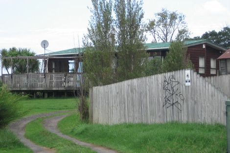 Photo of property in 28 Charlenne Close, Ranui, Auckland, 0612