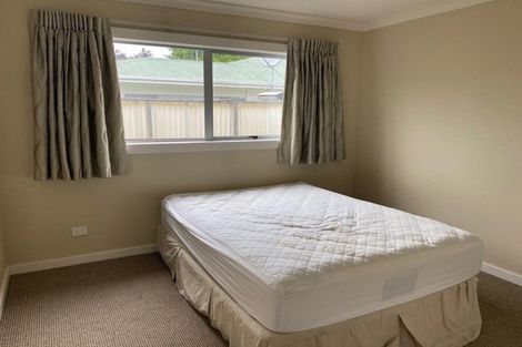 Photo of property in 8a Neeve Place, Taradale, Napier, 4112