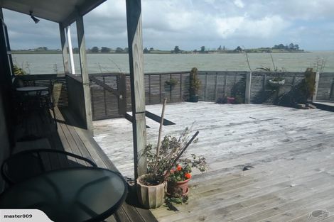 Photo of property in 2/571 Weymouth Road, Weymouth, Auckland, 2103