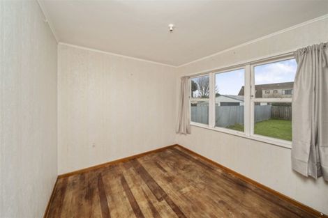 Photo of property in 5 Murray Avenue, Hawera, 4610
