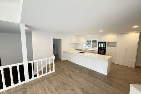 Photo of property in 14 Amreins Road, Waitakere, Henderson, 0782