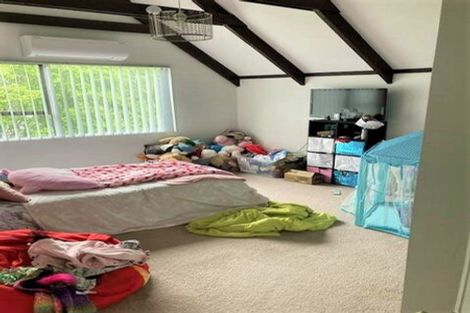 Photo of property in 32 Hollyford Drive, Clover Park, Auckland, 2105