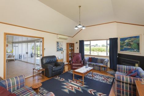 Photo of property in 136a Main Road, Makaraka, Gisborne, 4010