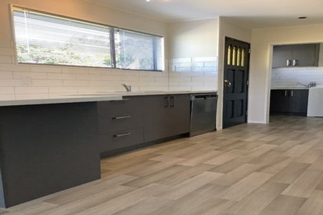 Photo of property in 7 Whitechapel Grove, Stokes Valley, Lower Hutt, 5019