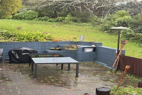 Photo of property in 15 Noeleen Street, Glenfield, Auckland, 0629