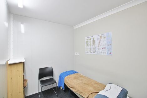 Photo of property in 29 Midhurst Avenue, Henderson, Auckland, 0612