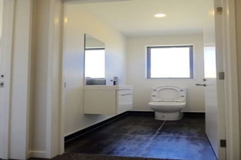 Photo of property in 71 Whincops Road, Halswell, Christchurch, 8025