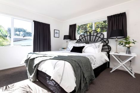 Photo of property in 8b Whiteley Street, Moturoa, New Plymouth, 4310