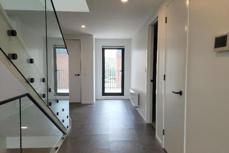 Photo of property in 3/1157 South Road, Oakura, 4314