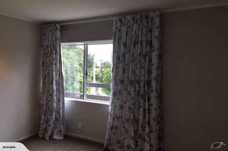 Photo of property in 4/49 Maungaraki Road, Korokoro, Lower Hutt, 5012