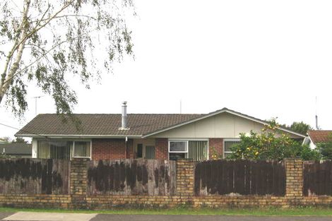 Photo of property in 26 Ranui Station Road, Ranui, Auckland, 0612