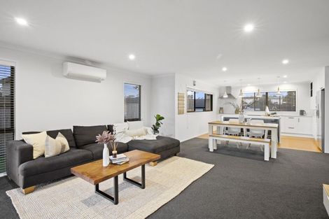 Photo of property in 11 Glory Way, Buckland, Pukekohe, 2677