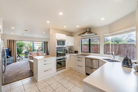 Photo of property in 59 Hautana Street, Woburn, Lower Hutt, 5010