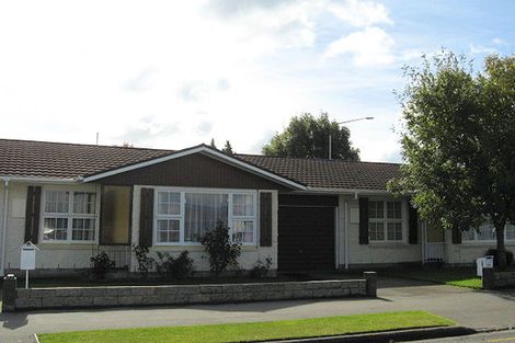 Photo of property in 2a Wentworth Street, Ilam, Christchurch, 8041