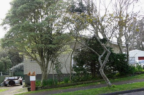 Photo of property in 44 Endeavour Street, Marfell, New Plymouth, 4310