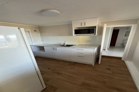 Photo of property in 10 Sykes Avenue, Hatfields Beach, Orewa, 0931
