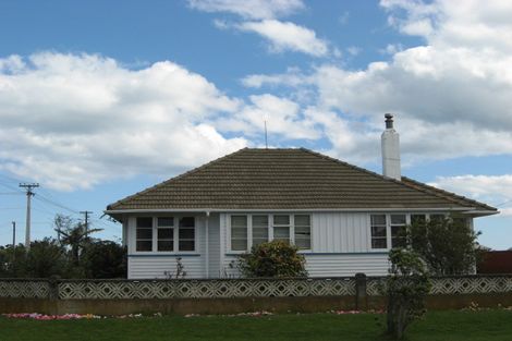 Photo of property in 71 Fitzherbert Avenue, Tawhero, Whanganui, 4501