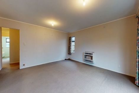 Photo of property in 2/76 Cambridge Terrace, Waterloo, Lower Hutt, 5011