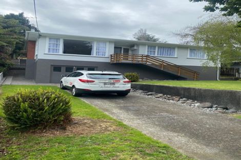 Photo of property in 89 Awanui Street, Merrilands, New Plymouth, 4312