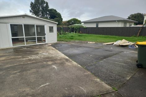 Photo of property in 136 Rowandale Avenue, Manurewa, Auckland, 2102