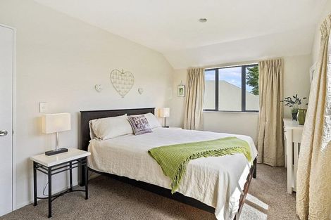 Photo of property in 52 Fairway Drive, Shirley, Christchurch, 8061