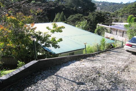 Photo of property in 8 Dorothy Road, Laingholm, Auckland, 0604