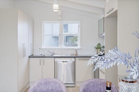 Photo of property in 12a Kallu Crescent, Mount Roskill, Auckland, 1041