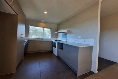 Photo of property in 43 Kellett Road, Ranui, Auckland, 0612