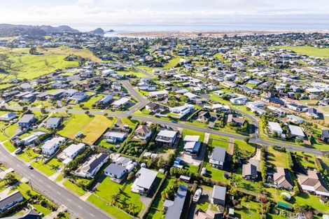 Photo of property in 197 Thelma Road, Mangawhai Heads, Mangawhai, 0505