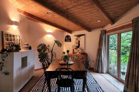 Photo of property in 24 Arden Place, Oakura, 4314