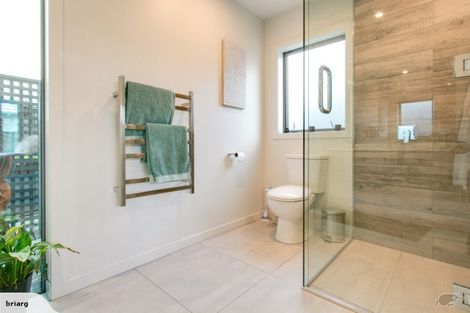 Photo of property in 29 Kapiti Drive, Poraiti, Napier, 4112