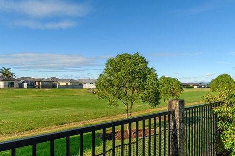 Photo of property in 11 Kamahi Crescent, Papamoa Beach, Papamoa, 3118