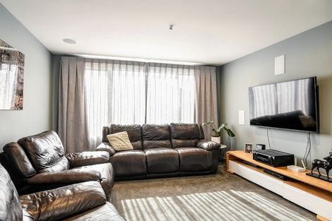 Photo of property in 10 Puketutu Grove, Motueka, 7120