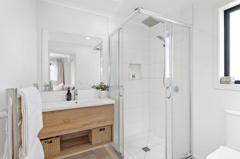 Photo of property in 4 Taylor Street, Cambridge, 3434