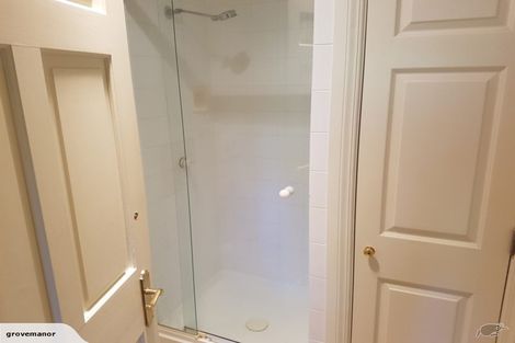 Photo of property in 8 Faith Grove, Greenhithe, Auckland, 0632