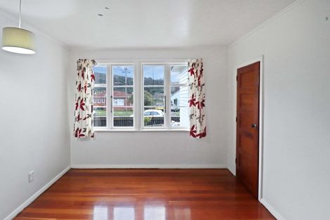 Photo of property in 11 Toomath Street, Naenae, Lower Hutt, 5011
