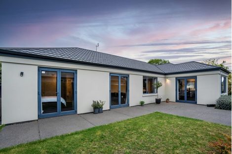Photo of property in 137 Mcfaddens Road, St Albans, Christchurch, 8052