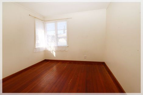 Photo of property in 3 Jenks Street, Foxton, 4814